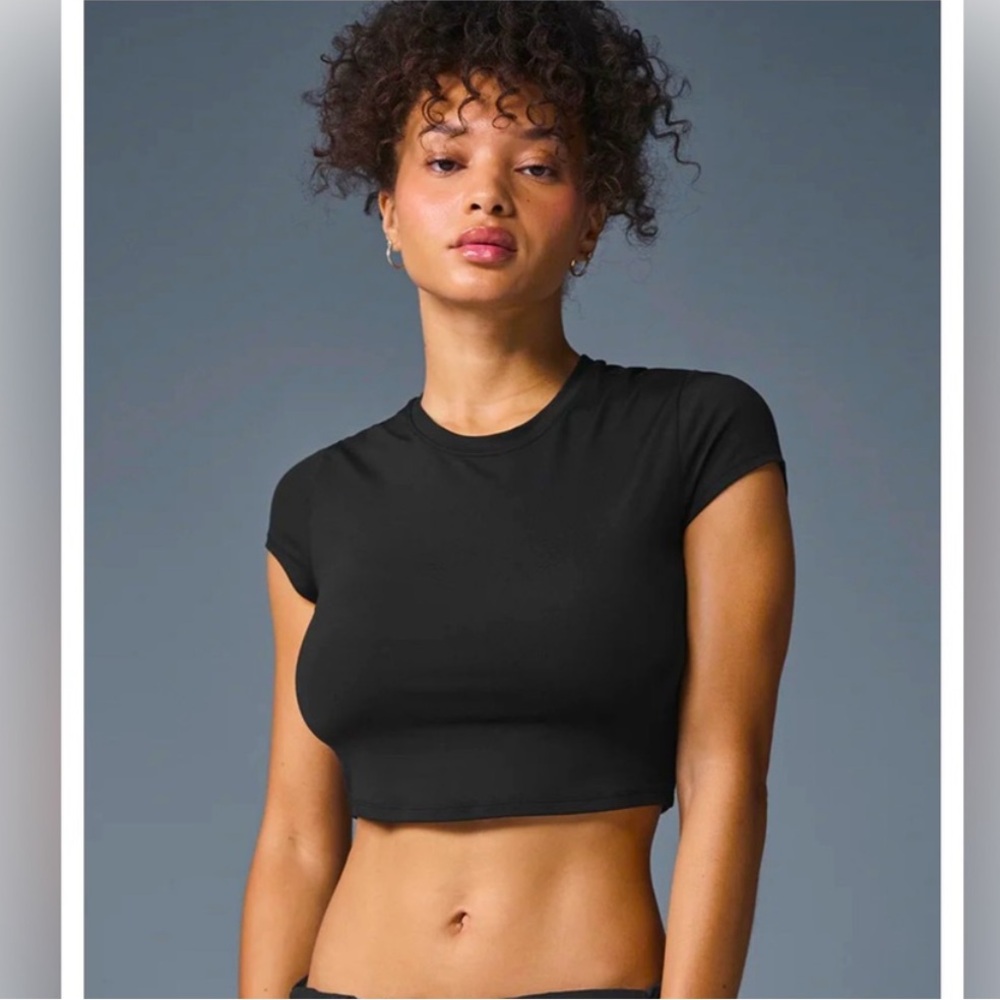 Alosoft Crop Finesse Short Sleeve Black Top XS